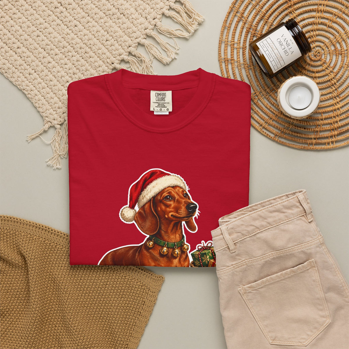 Santa's Little Yelper Dachshund Christmas Tee