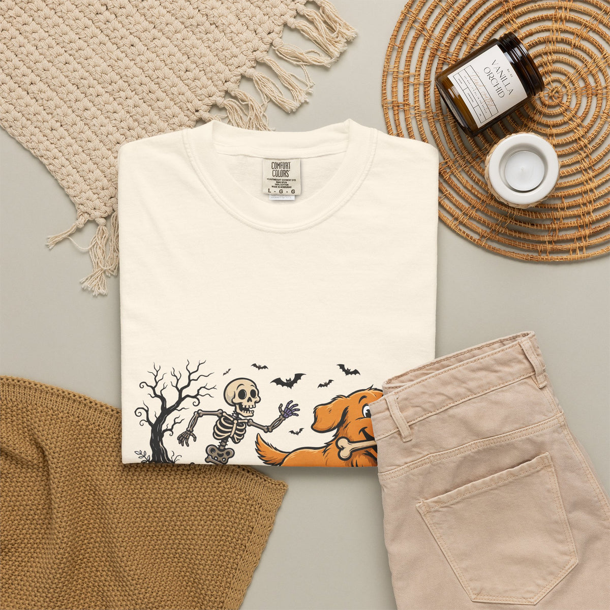 Golden Retriever Skeleton Halloween Tee | Funny Spooky Dog Shirt