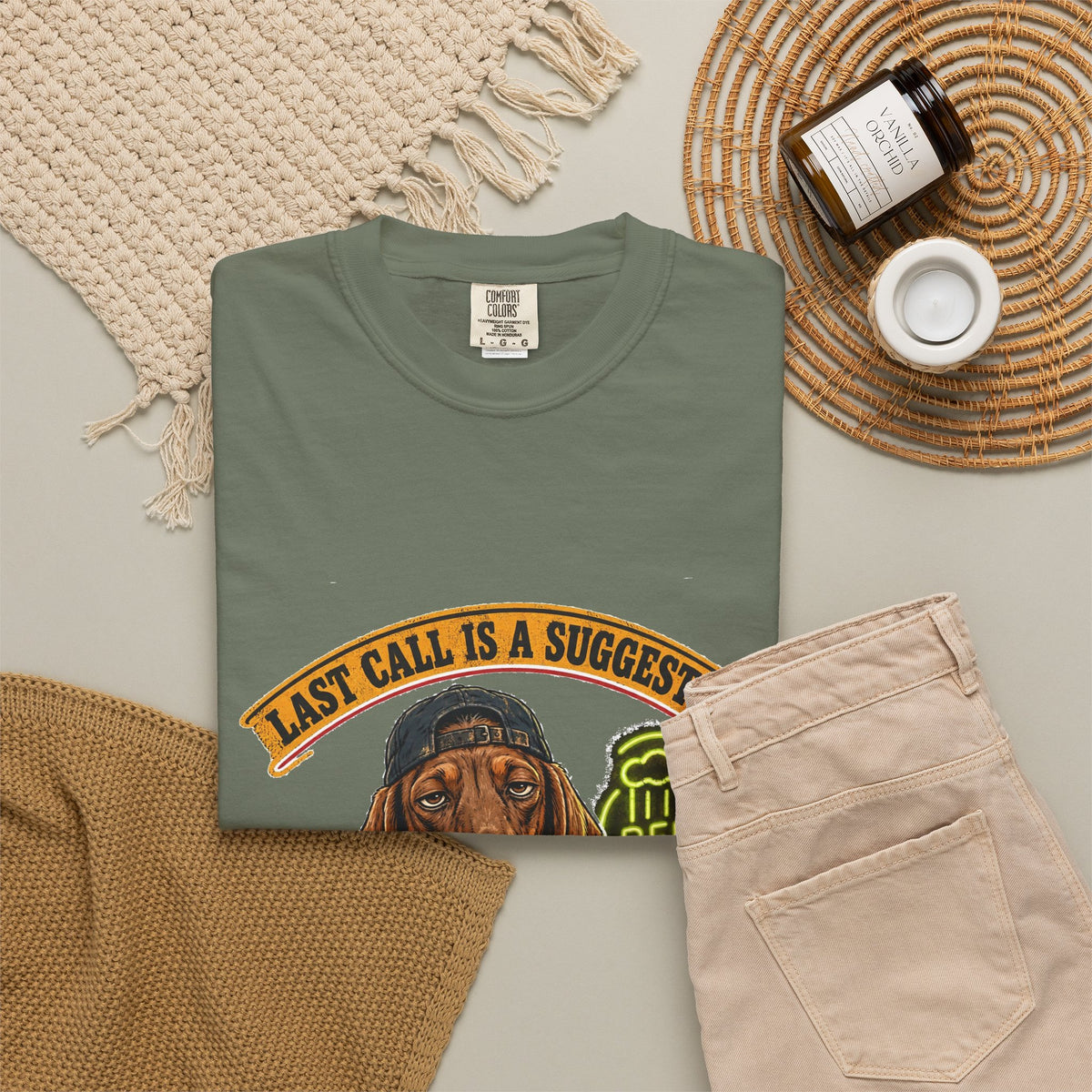 Last Call Larry Dachshund Bar Tee