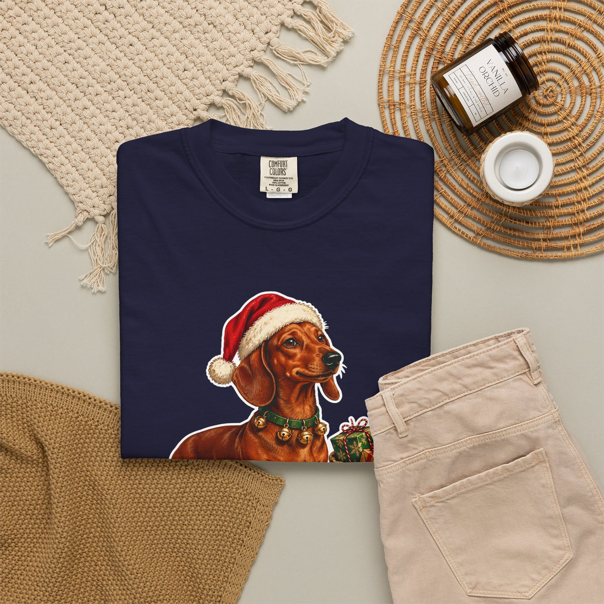 Santa's Little Yelper Dachshund Christmas Tee