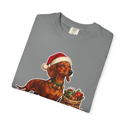 Santa's Little Yelper Dachshund Christmas Tee