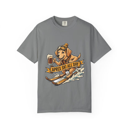 Golden Retriever Apres Ski Tee | Funny Winter Dog Graphic Shirt