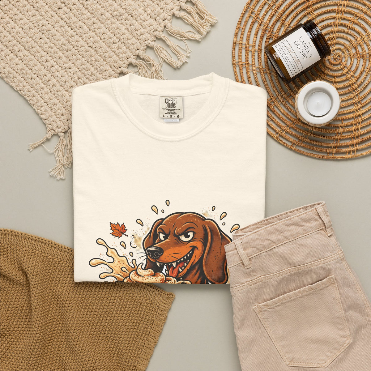 Dachshund Yes I'm Basic Tee | Funny Fall Dog Graphic Shirt