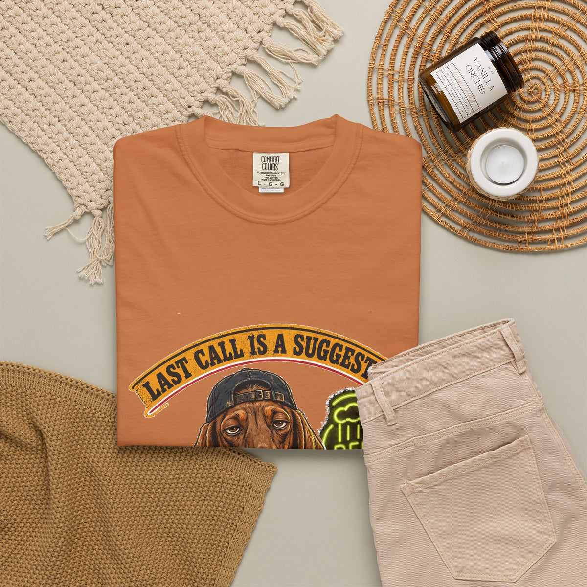 Last Call Larry Dachshund Bar Tee