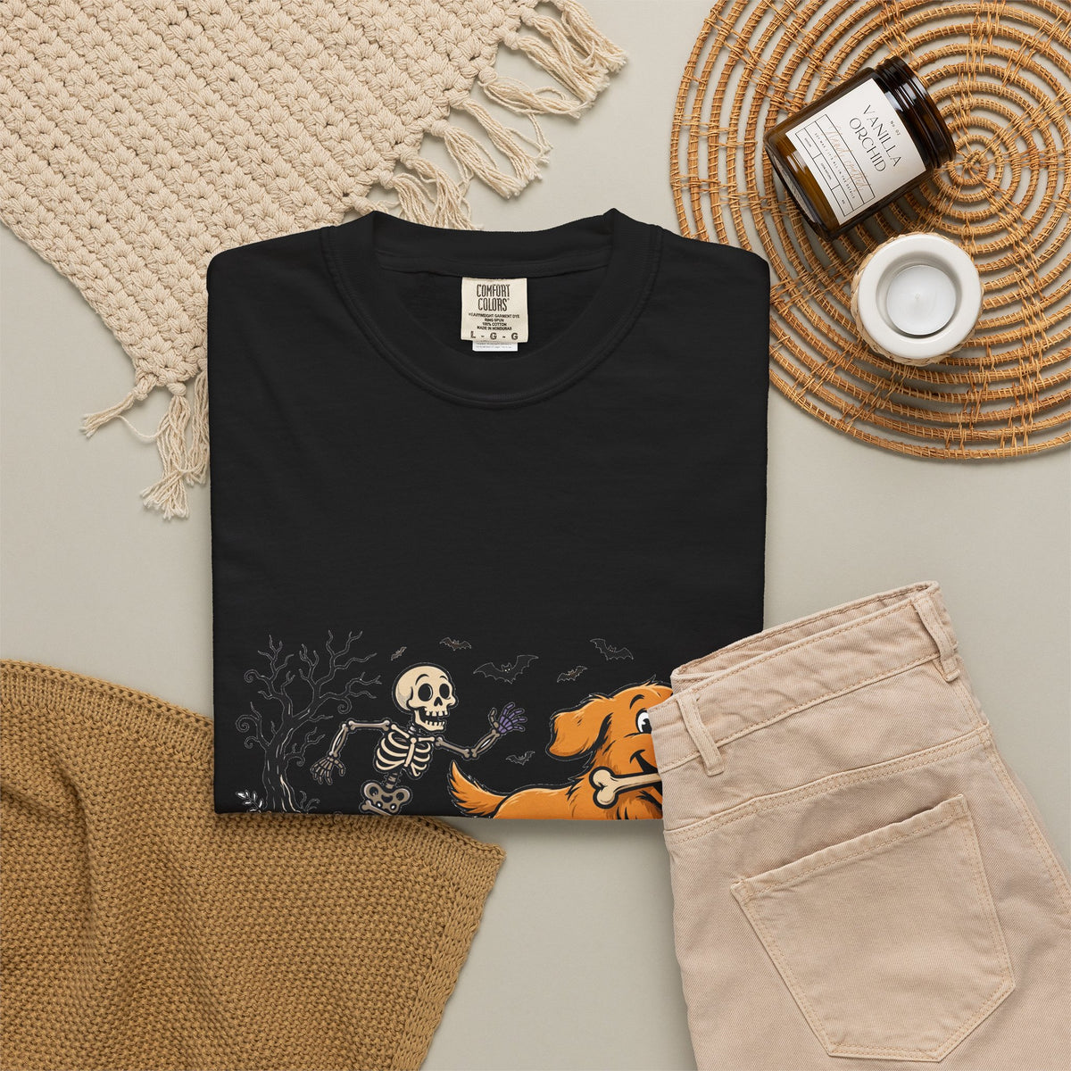 Golden Retriever Skeleton Halloween Tee | Funny Spooky Dog Shirt
