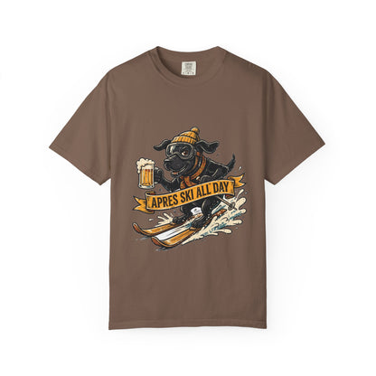Labrador Retriever Apres Ski Tee | Funny Winter Dog Graphic Shirt