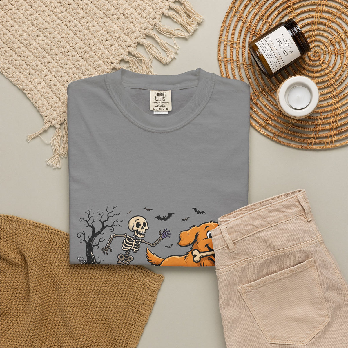 Golden Retriever Skeleton Halloween Tee | Funny Spooky Dog Shirt